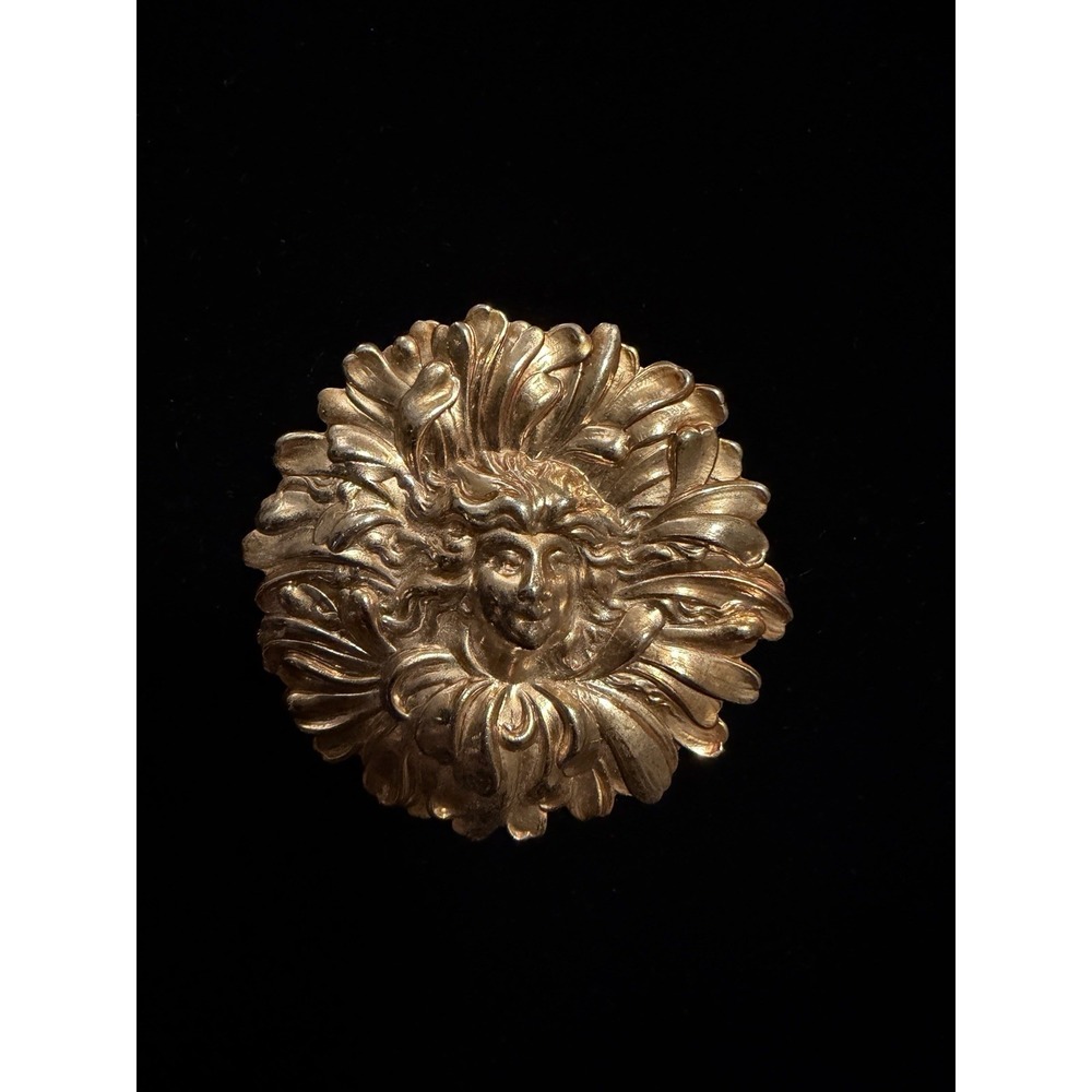 Chrysanthemum Lady Art Nouveau Gold Toned Vintage Brooch Old Money Fairy
